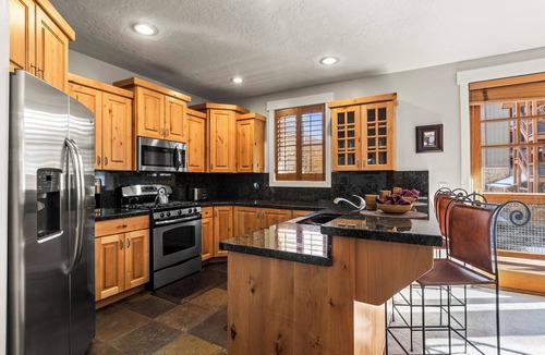 Downtown Park City Condo | Managed by Park City Lodging-Walking distance to Main Street and Town Lift