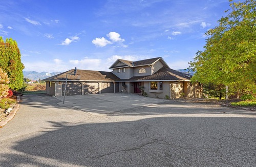 Manson House | Manson Getaway with Pool that boasts stunning views of 3 Lakes