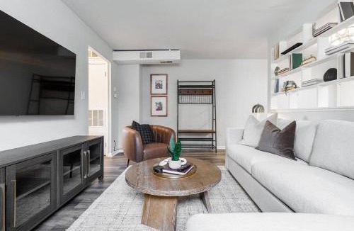 Maple Heights Apartment | Maple Heights Retreat