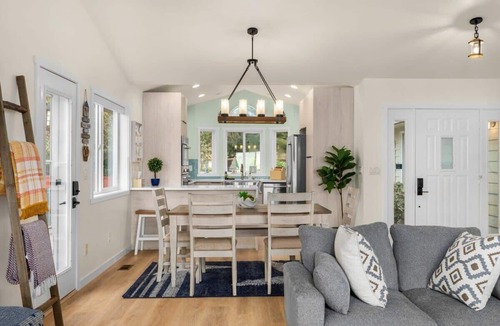 Oak Harbor House | @ Marbella Lane – Wave HS w/EV Charger, Oceanfront!