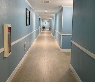 Des Moines Hotel | Marina Inn Des Moines/SeaTac