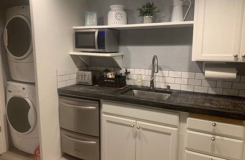Brookings Cottage | Marvelous 1-bedroom cottage with AC in charming Brookings
