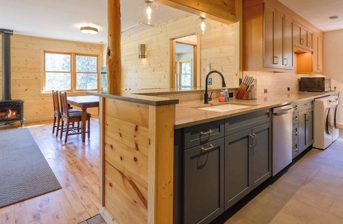 Mazama Cabin | Mazama Panorama - 2 bedroom cabin at Wilson Ranch