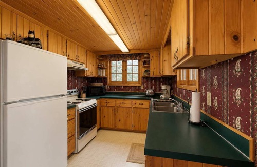 McCall Cabin | McCall Lakehouse Private Dock, Beach & Grill