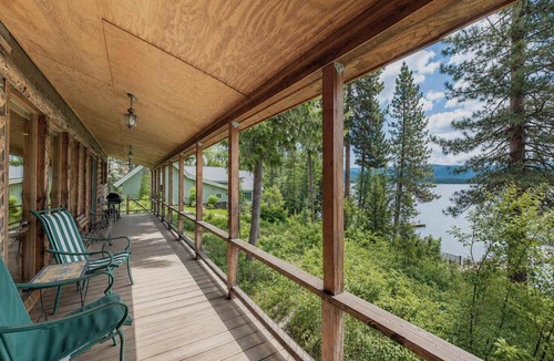 McCall Cabin | McCall Lakehouse Private Dock, Beach & Grill