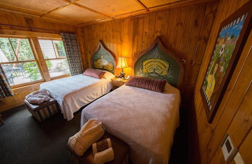 Old Bend Hotel | McMenamins Old St. Francis School