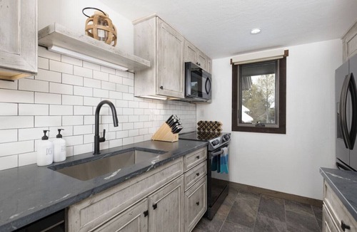 Big Sky Meadow Village Villa | Meadow View on Golf Course