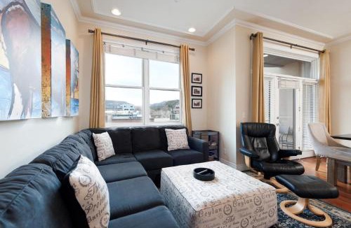 Historic Downtown Durango House | Mears House Unit 3F
