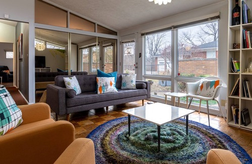 Lawrence House | Mid-Century Modern Escape - 8 Mi to Downtown!