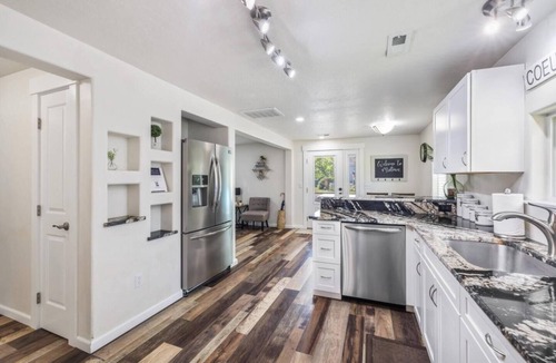 Coeur d'Alene House | Midtown Bungalow, 3 blocks to shops & dining!