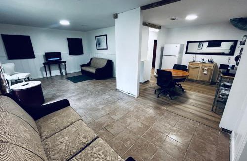 Mobile Cabin | Midtown Extended Stay Hwy 90