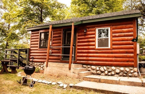 Puposky Cabin | Minnesota Lakefront Cabin - Sunset Views & Prime Fishing Location