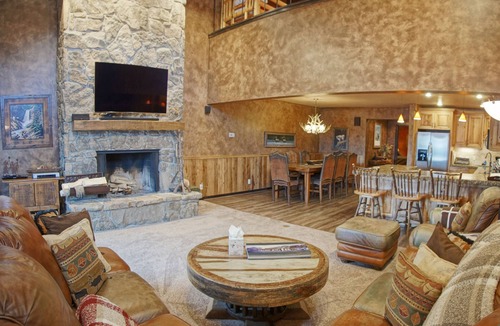 Teton Village House | Minutes from Teton Village & Shops - Outdoor Pool - Private Sauna, Flexible Bedding