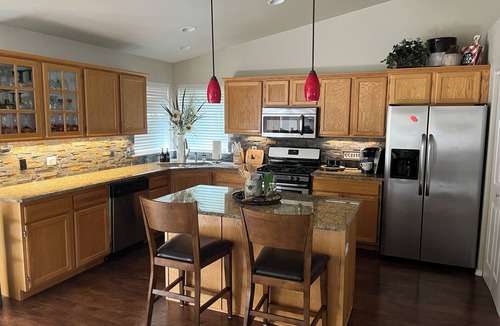 Coeur d'Alene House | Minutes to CDA! Weekend Get Away! Charming updated Rancher.