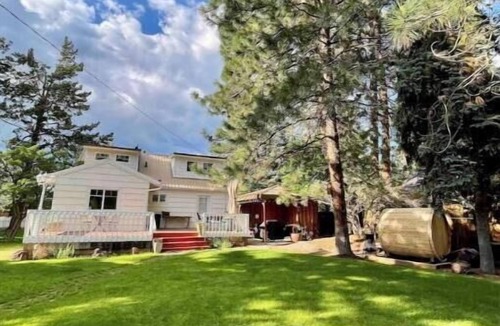 Sisters Cottage | Minutes walk to Downtown, Whychus Creek—4-bedroom, cozy cottage/Private Sauna.