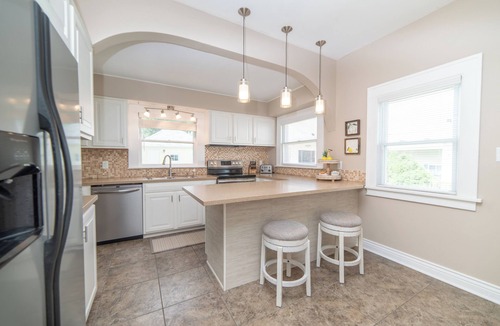 Princeton House | Mississippi Hideaway- Beautiful River Views! Relax & Unwind in this Cozy 3 Bdrm.