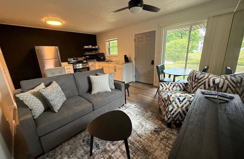Plainfield Apartment | Modern 1 Bed Gem on Main St
