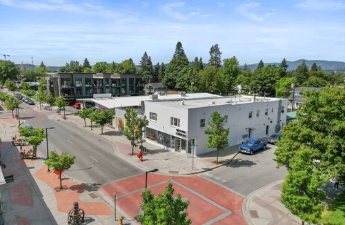 Garden District Apartment | Modern 2BR Apt in Buzzing Midtown CDA