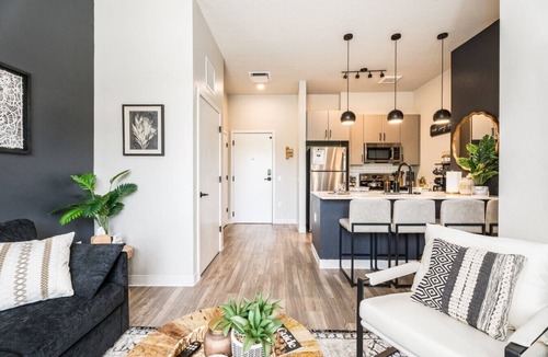 Boise Apartment | Modern 2BR Retreat | Hot Tub & Walk to Downtown
