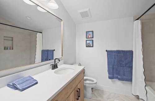 Driggs House | Modern 5BR Teton Home with Spa & Views