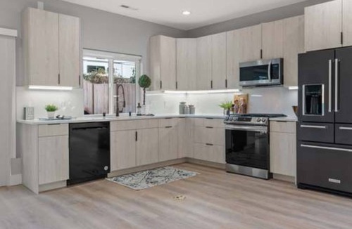South End House | Modern and Comfortable Living