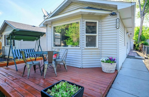 Sunset House | Modern Boise Executive Rental Near Downtown & Hyde Park