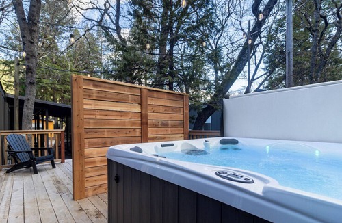 Dunsmuir Cabin | Modern Cabin (Redwood)