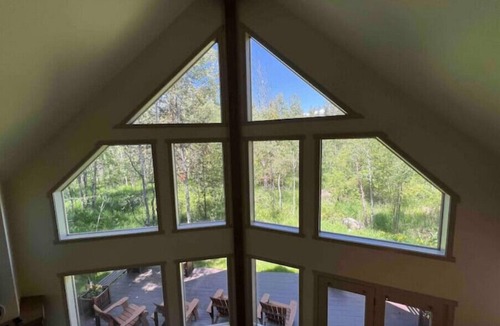 McCall Cabin | Modern Cabin - Walk to Town, Lake & Golf