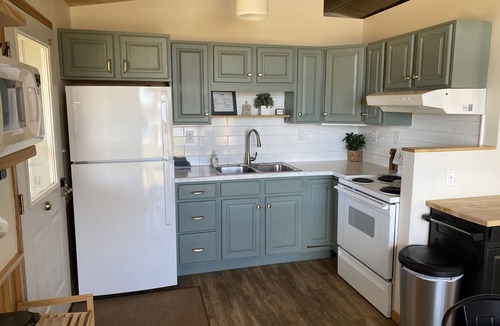 Houghton House | Modern Camp on Portage Lake
