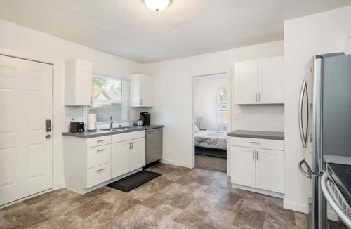 West Central Condo | Modern Condo I Near Downtown Spokane