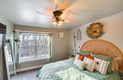 Billings House | Modern Coopers Cottage w/River Views