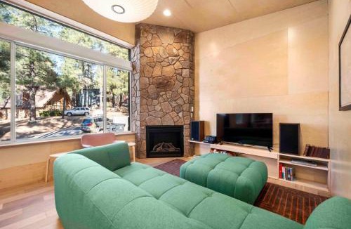 Mountainaire House | Modern Flagstaff Wood Cabin Home Forest Views