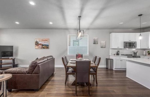 Spokane House | Modern Home Conveniently Located