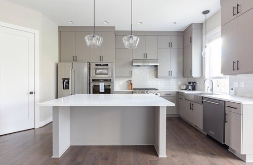 Bethany House | Modern home, Private Drive, 30 day minimum stay