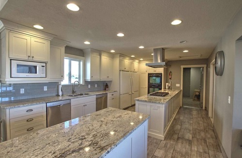 Garden City House | Modern Huge Home! 11,500 sq. ft! Family Reunions or Big Group! Perfect Location