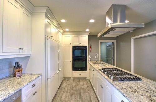 Garden City House | Modern Huge Home! 11,500 sq. ft! Family Reunions or Big Group! Perfect Location