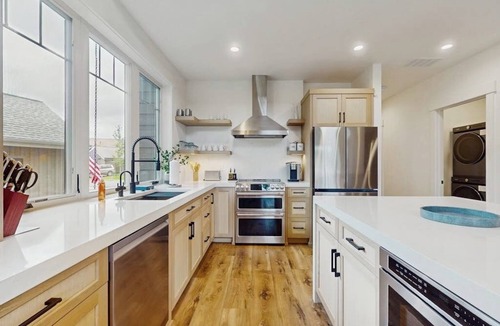 Dover Bay House | Modern lake house w/wetland view - walk to lake & beach