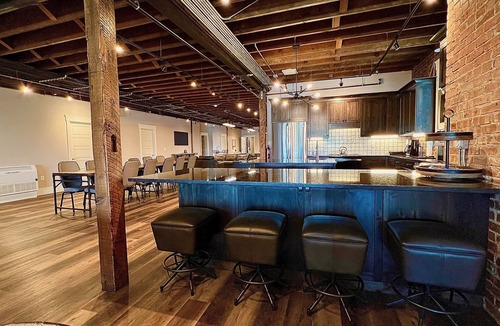 Pocatello House | Modern Luxury Meets Historic Charm: Unwind in Style in Purpose Executive Suites