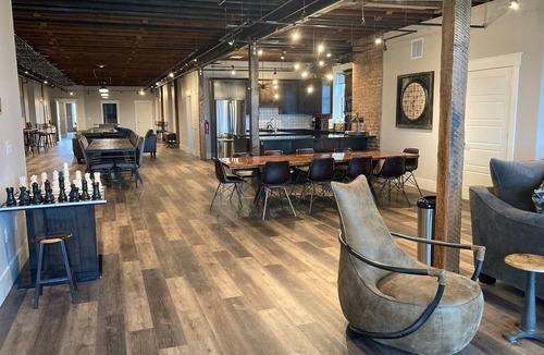 Pocatello House | Modern Luxury Meets Historic Charm: Unwind in Style in Purpose Executive Suites