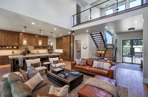 McCall House | Modern Mountain Wellness Retreat in McCall, Idaho: 4 Bed · 4.5 Bath · Sleeps 10