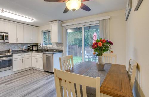 Summit House | Modern Puyallup Townhome with Backyard and Fireplace