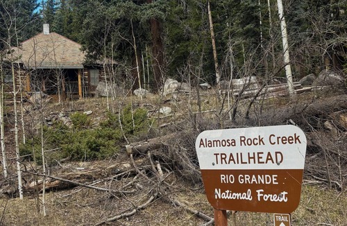 Capulin Cabin | Modern Rustic Appeal with the Wild Rio Grande National Forest as your backyard!