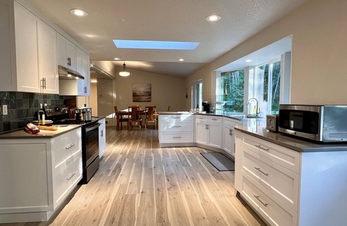 Poulsbo House | Modern, spacious, comfortable house on private lot - Hood Canal, Port Gamble