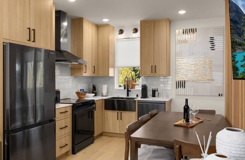 South Delridge House | Modern, spacious home in West Seattle—perfect for work, play, or getaway.