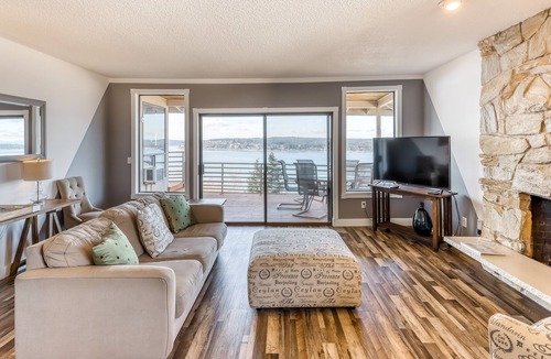 University Place House | Modern, updated home w/ incredible views, two living areas, & a full kitchen