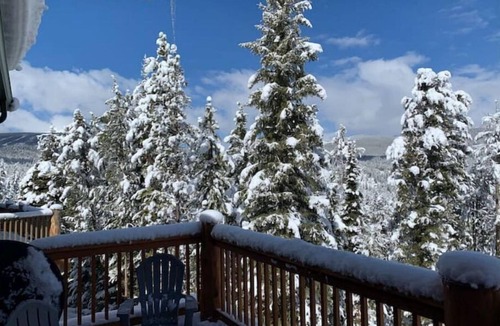 Big Sky Ski Chalet | Modern Upper Pines Chalet