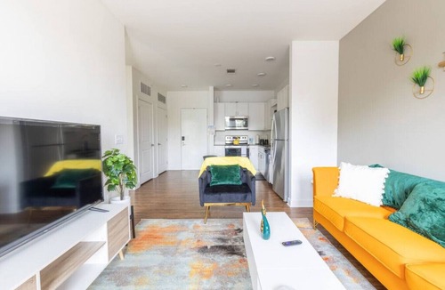 Fountain Square Apartment | Modern Upscale 1BR Fountain Square