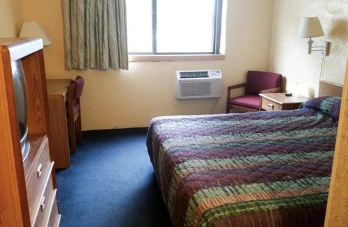 Moline Hotel | Moline Bell