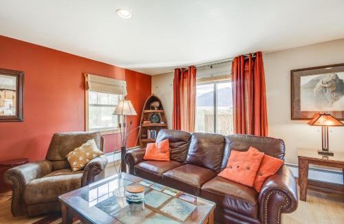 Emigrant House | Montana Vacation Rental: 32 Mi to Yellowstone!