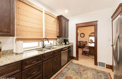 Downtown Salt Lake City House | MONTHLY RATE+5 bd Remodeled Private Home+2 Kitchens+Backyard Oasis+Best Location